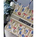Book Tote in Hibiscus Metallic Thread Embroidery M1286