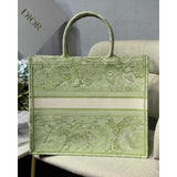Book Tote Lime Toile de Jouy Reverse Embroidery M1286