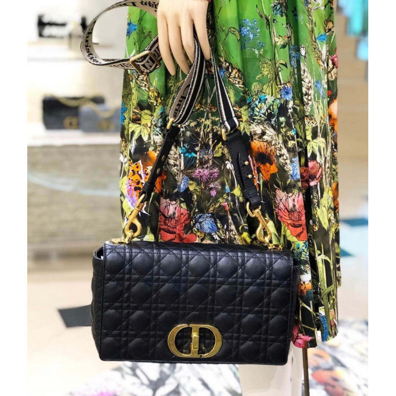 Large Caro Bag in Supple Cannage Calfskin M9243