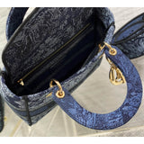 Medium Lady D-Lite Bag Denim Blue Toile de Jouy Embroidery M0565