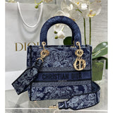 Medium Lady D-Lite Bag Denim Blue Toile de Jouy Embroidery M0565