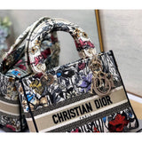 Medium Lady D-Lite Bag in Multicolor Mille Fleurs Embroidery M0565