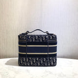 Oblique Embroidered Velvet  travel Vanity Case S5480V