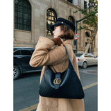 Aphrodite Medium Shoulder Bag 726274