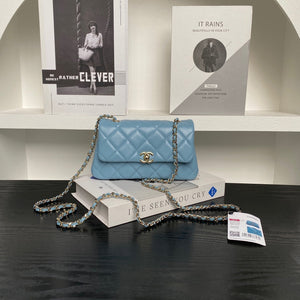 CC 25S CF medium - sized mobile phone bag in light blue