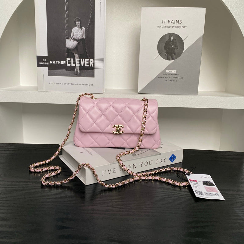 CC 25S CF medium mobile phone bag in pink
