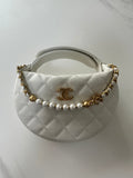 MINI LOOP CHANGE WITH CHAINS WHITE Caviar Leather