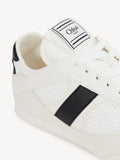 Kick sneaker