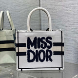 Tote New Small, Cute, Spacious & Retro - charmed