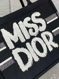 Spring/Summer Tote Miss Spacious & Stylish