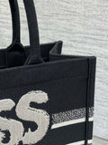Spring/Summer Tote Miss Spacious & Stylish