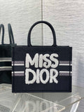 Spring/Summer Tote Miss Spacious & Stylish