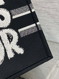 Spring/Summer Tote Miss Spacious & Stylish