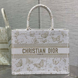 Tote Platinum, Spacious, Artistic & Eye - catching