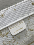 Tote Platinum, Spacious, Artistic & Eye - catching
