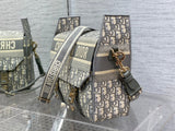 Messenger New Design, Unisex, Spacious & Stylish