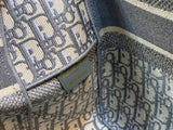 Messenger New Design, Unisex, Spacious & Stylish