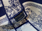 Messenger Leopard, Unisex, Spacious & Stylish