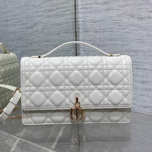   Clutch: Pearl - chain, Elegant, Spacious & Available White