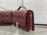 Clutch Pearl - chain, Elegant, Spacious & Available