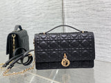 Medium Pearl - chain Clutch Cane - weave black