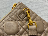 Caro Daily Clutch Retro, Detachable Strap, Warm Taupe In Stock