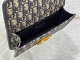 Montaigne New Small, Retro, Popular & Worth Buying