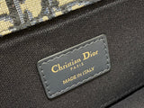 Montaigne New Small, Retro, Popular & Worth Buying