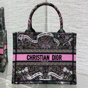   Tote Small: New Size, Delicate, Spacious, Retro - styled