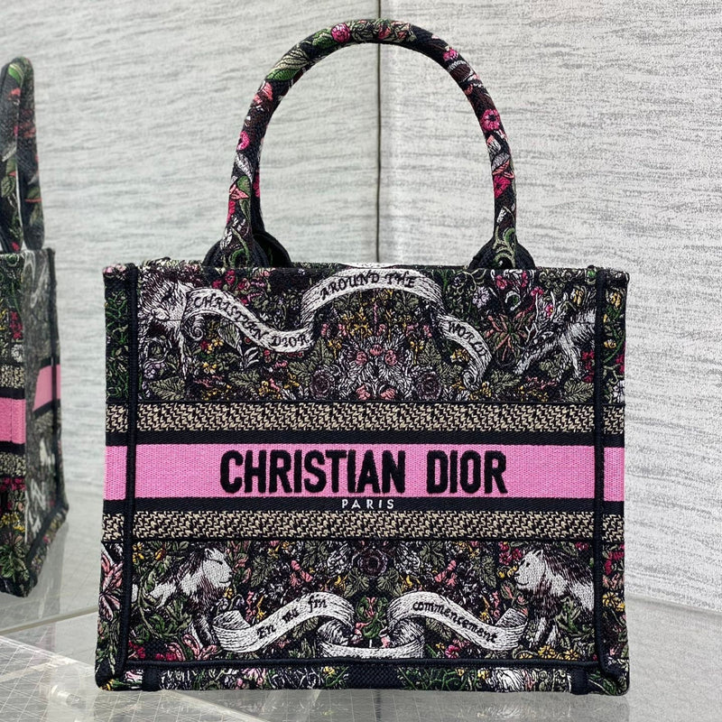 Tote Small: New Size, Delicate, Spacious, Retro - styled