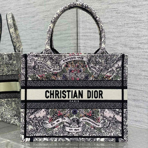   Tote Small: New Compact Size, Spacious, Retro & Stylish