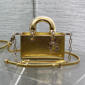   Lady Horizontal Exotic Python Bag: Unique Patterns