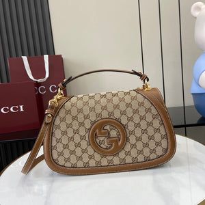New GG Blondie Medium Handbag: Blend of Heritage