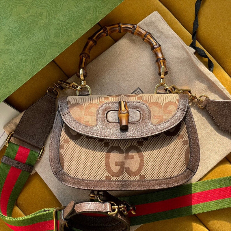 GG New Bamboo Handle Bag: Timeless & Stylish, Small