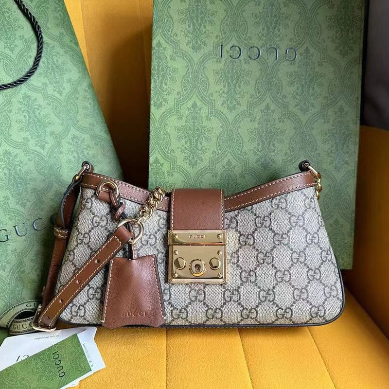 GG Small GG Supreme Canvas Shoulder Bag