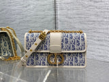 Montaigne Raffia Bag Summer Vibe, Fresh & Elegant