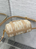 Groove 16 Boston Mini Natural Oblique, Retro - Chic, Lightweight & Versatile