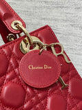 Lady 4-Grid Cherry Red - Gold Buckle & Letter Strap