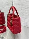 Lady 4-Grid Cherry Red - Gold Buckle & Letter Strap