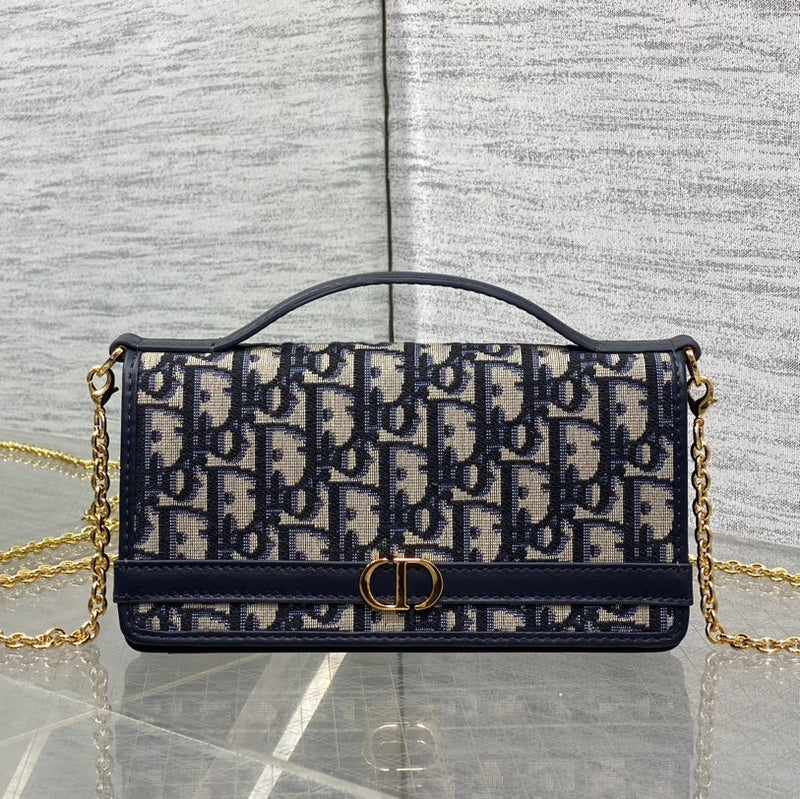 Montaigne Cigale Colorblock Chain WOC - New Arrival!