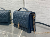 Dark Blue Pearl Clutch Rattan Lattice, Chain Detail & Practical Design