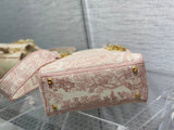 Lady Tiger Embroidery Sculptural Design, Retro-Chic & Fairy-tale Romance