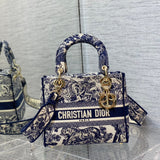 Dark Blue Lady Tiger Sculptural Embroidery, Retro-Chic & Romantic