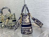 Dark Blue Lady Tiger Sculptural Embroidery, Retro-Chic & Romantic