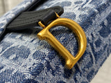 Gray Oblique Saddle WOC Letter Clasp, Card Slots & Daily Use