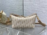 Natural Color Bento Bag Monogram Embroidery, Lightweight & Practical