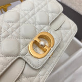 huor Jolie Pearl Handle Luxe Rattan, Detachable Design & Practical Storag
